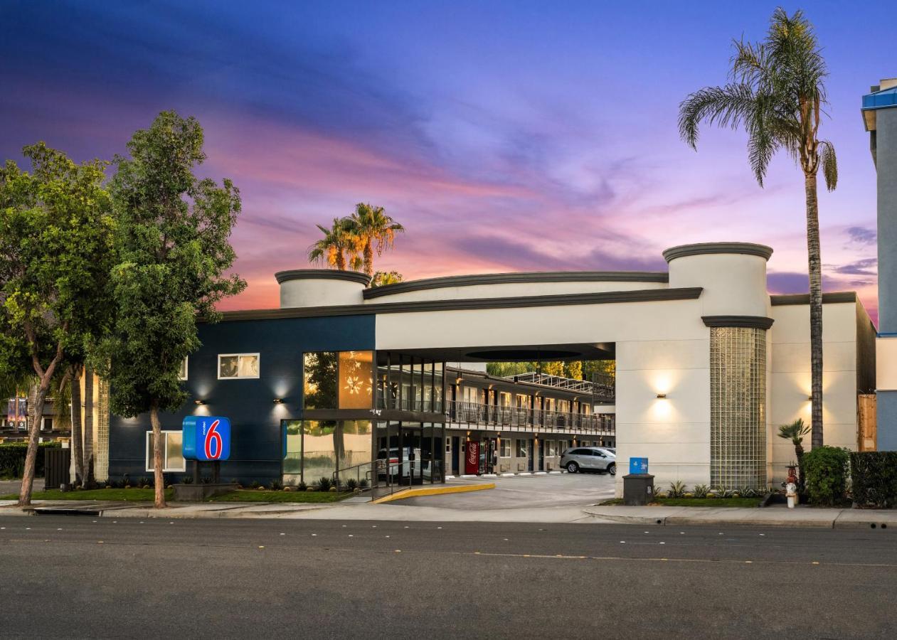 Motel 6-Anaheim, Ca - Convention Center ภายนอก รูปภาพ