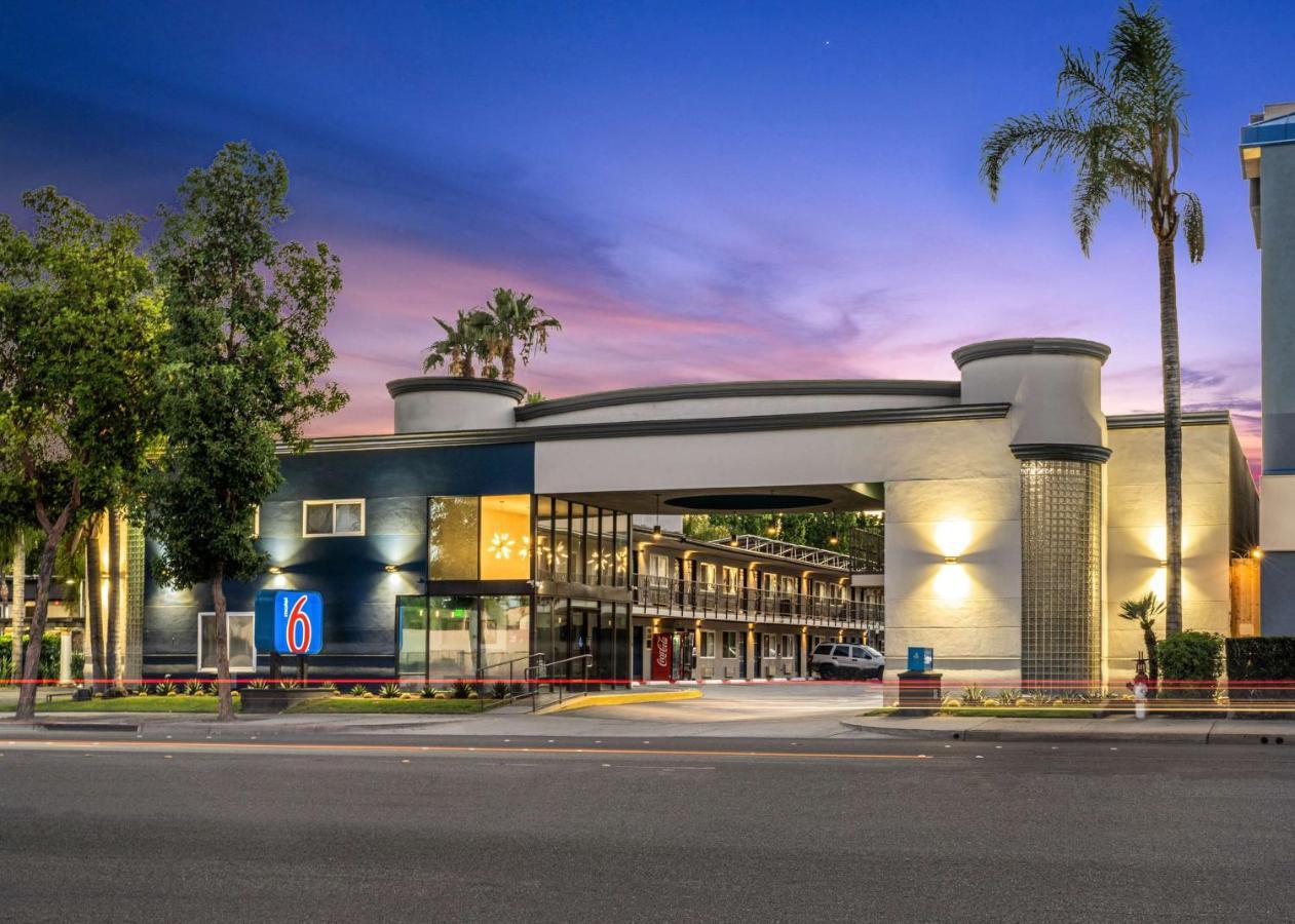 Motel 6-Anaheim, Ca - Convention Center ภายนอก รูปภาพ